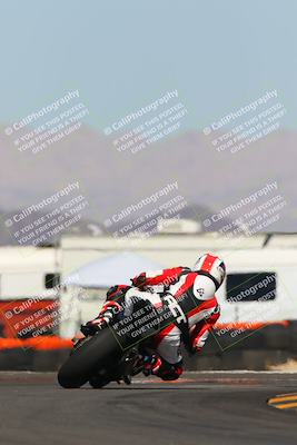 media/Oct-08-2022-SoCal Trackdays (Sat) [[1fc3beec89]]/Turn 16 (125pm)/